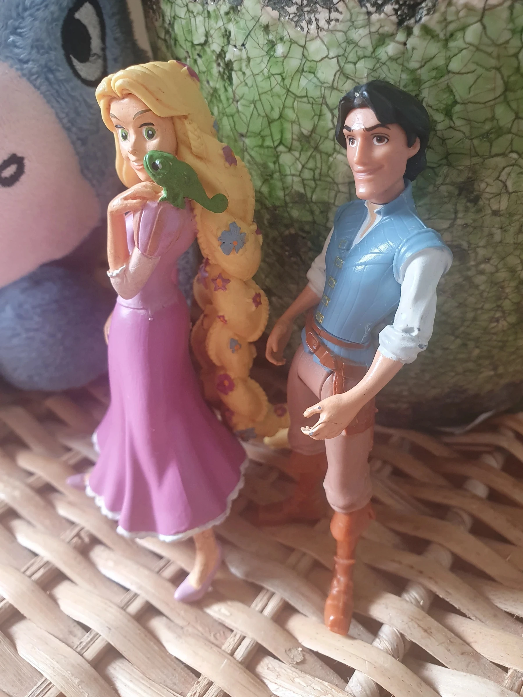 🌸Lots de 2 figures Raiponce